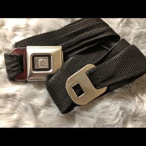 GM belt buckle